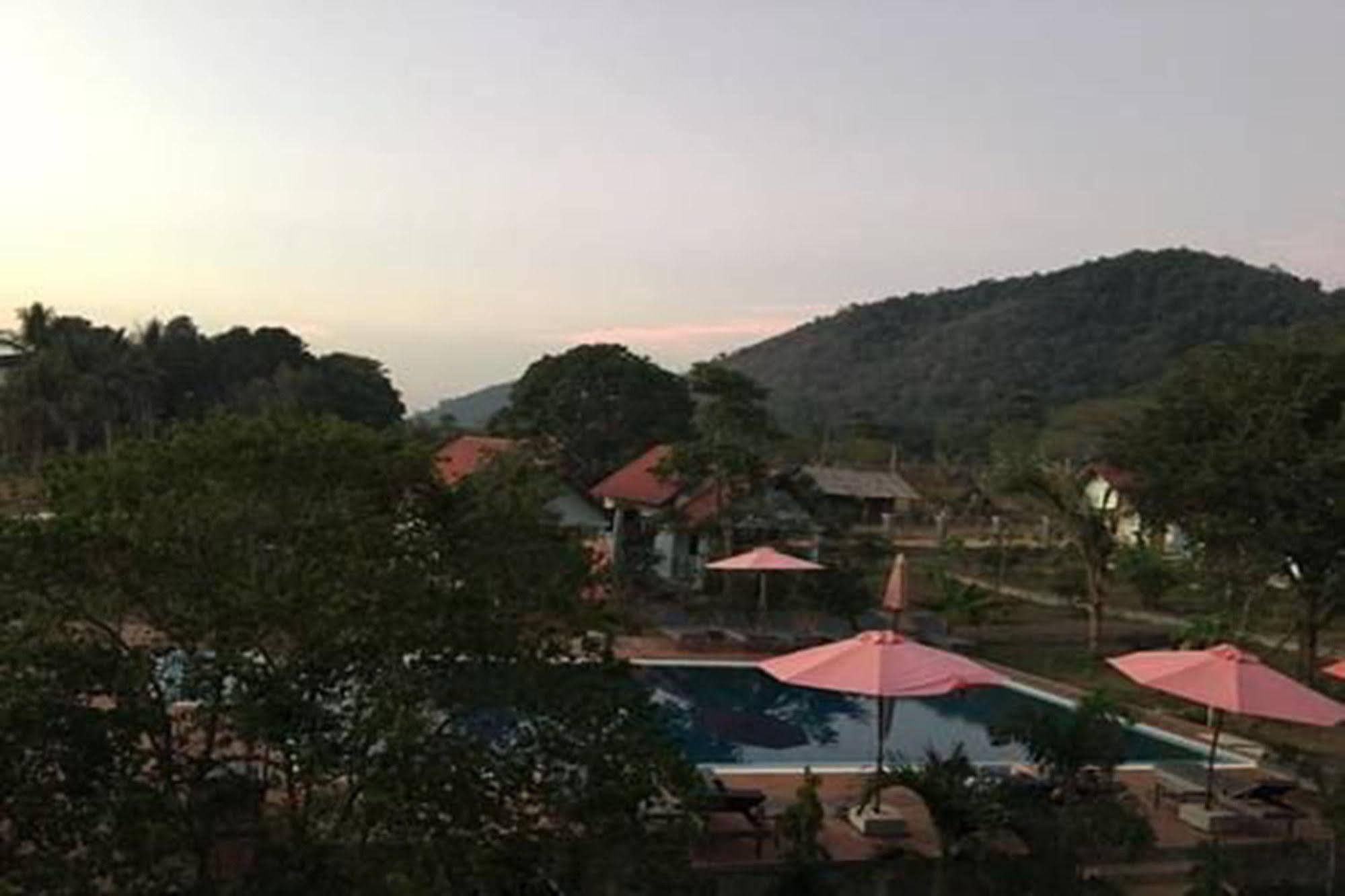 Kep Bungalows Extérieur photo